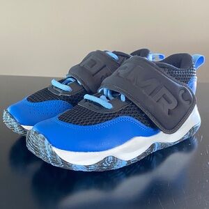 Under Armour Zone BB 2 Basketball Shoes